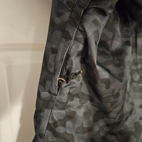 Gently used, like-new Womens Columbia Snow Jacket, Small, Navy/Blue - Picture 6 of 6